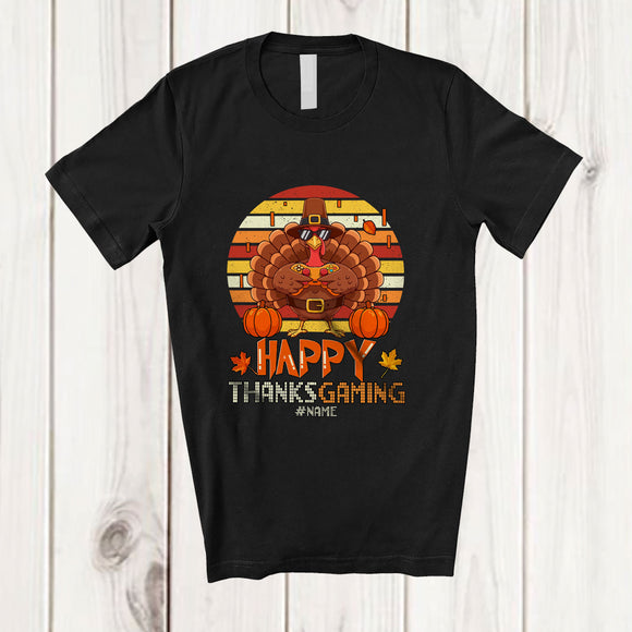 MacnyStore - Personalized Custom Name Retro Happy Thanksgaming; Joyful Thanksgiving Turkey Gaming Gamer T-Shirt