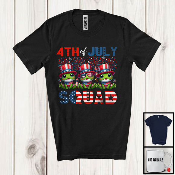 MacnyStore - 4th Of July Squad, Proud American Flag Three Fireworks Frogs, Wild Animal Patriotic Group T-Shirt