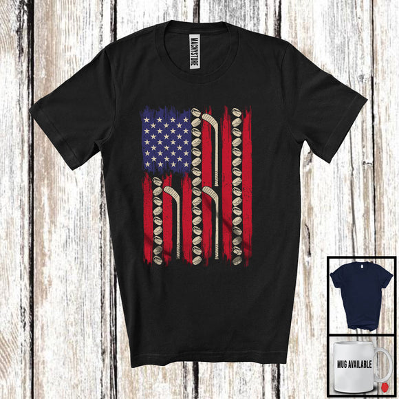 MacnyStore - American Flag Hockey, Proud 4th Of July USA Flag Sport Player Playing Team, Patriotic Group T-Shirt