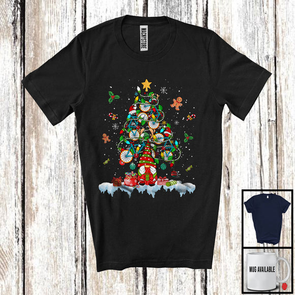 MacnyStore - Christmas Tree Lights Bicycle With Gnome, Cheerful X-mas Snowing Gnomies, Family Group T-Shirt