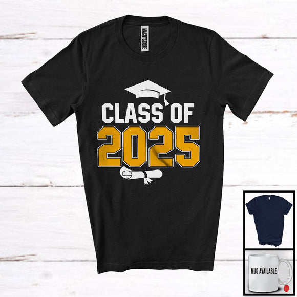 MacnyStore - Class Of 2025, Awesome Graduation Graduate Men Grad Lover, Matching Team Family T-Shirt