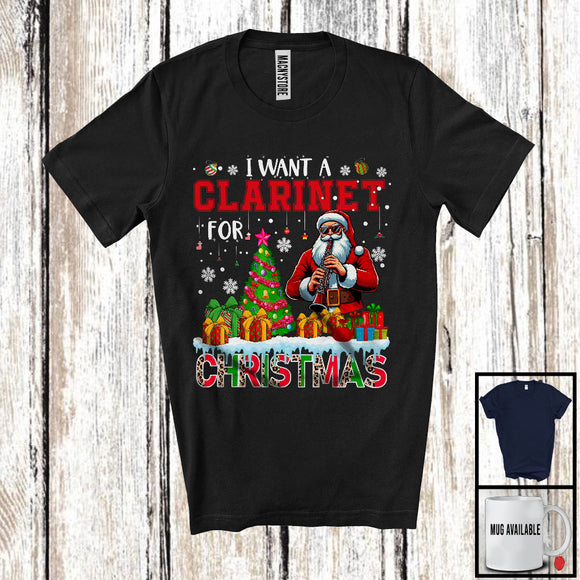 MacnyStore - I Want A Clarinet For Christmas, Adorable X-mas Tree Santa Playing Clarinet, Musical Instruments T-Shirt
