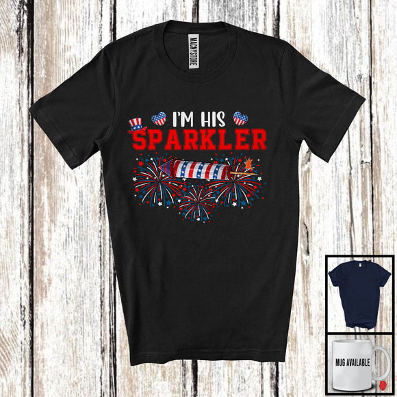 MacnyStore - I'm His Sparkler, Awesome 4th Of July American US Flag Firecracker, Couple Patriotic T-Shirt