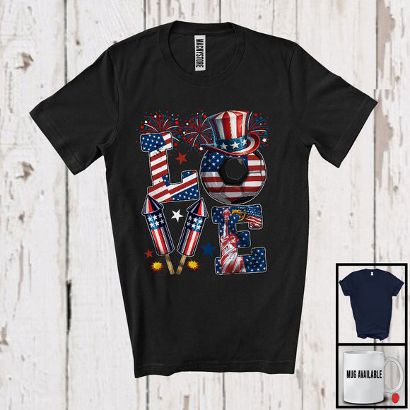 MacnyStore - LOVE, Awesome 4th Of July American Flag Soccer Playing Player, Patriotic Sport Team T-Shirt
