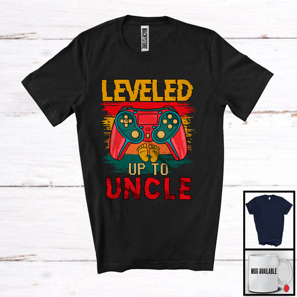MacnyStore - Leveled Up To Uncle, Humorous Vintage Father's Day Pregnancy Family, Game Controller Gamer T-Shirt