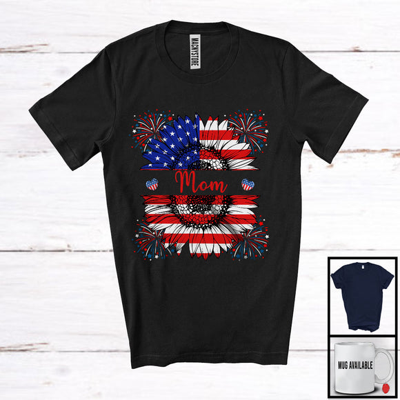 MacnyStore - Mom, Awesome 4th Of July American Flag Sunflower, Fireworks Patriotic Family Group T-Shirt