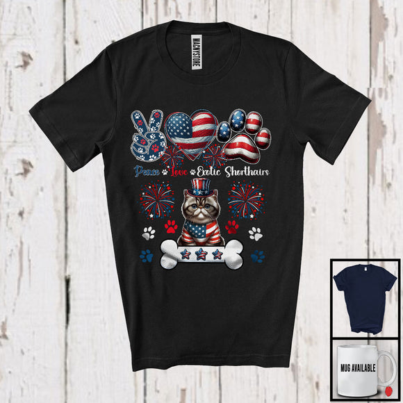 MacnyStore - Peace Love Exotic Shorthairs, Adorable 4th Of July Peace Hand Sign Heart, USA Flag Patriotic T-Shirt
