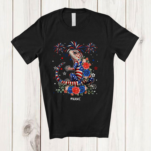 MacnyStore - Personalized American Flag Lizard Flowers; Lovely 4th Of July Animal; Custom Name Patriotic T-Shirt