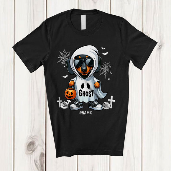 MacnyStore - Personalized Custom Name Dachshund Boo Ghost Cosplay; Lovely Halloween Animal Sunglasses T-Shirt