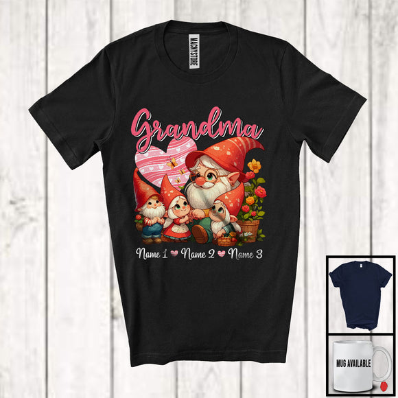 MacnyStore - Personalized Custom Name Grandma, Lovely Mother's Day Gnomes Family, Gnomies Flowers T-Shirt