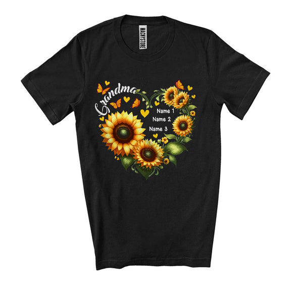 MacnyStore -  Personalized Custom Name Grandma, Lovely Mother's Day Sunflowers Heart Shape, Family Group T-Shirt