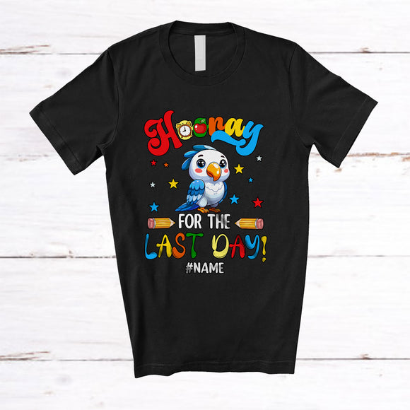 MacnyStore - Personalized Custom Name Hooray For The Last Day; Lovely Summer Vacation School Macaw T-Shirt