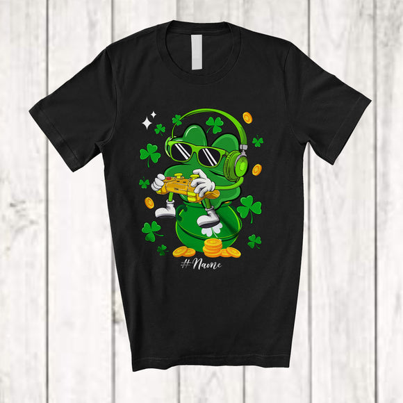 MacnyStore - Personalized Custom Name Shamrock Playing Game; Lovely St. Patrick's Day Gaming Gamer T-Shirt
