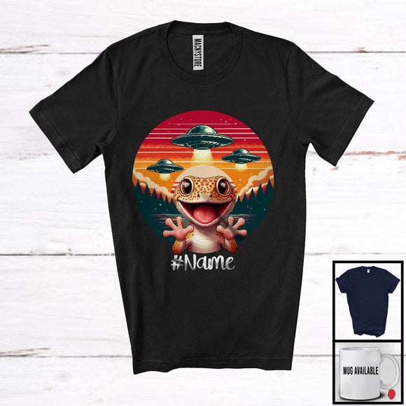 MacnyStore - Personalized Custom Name Vintage Retro Gecko UFOs; Humorous Wild Animal Aliens Lover T-Shirt