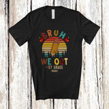 MacnyStore - Personalized Custom Name Vintage Retro We Out 1st Grade; Joyful Last Day Of School Plaid Teacher T-Shirt