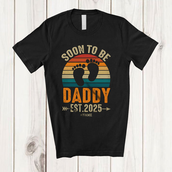 MacnyStore - Personalized Custom Name Vintage Soon To Be Daddy EST 2025; Proud Father's Day Pregnancy T-Shirt