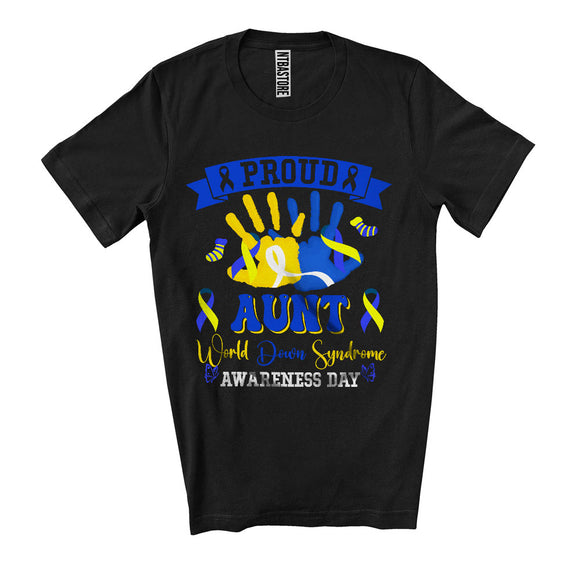 MacnyStore - Proud Aunt World Down Syndrome Awareness Day, Lovely Blue And Yellow Ribbon Hand, Family T-Shirt