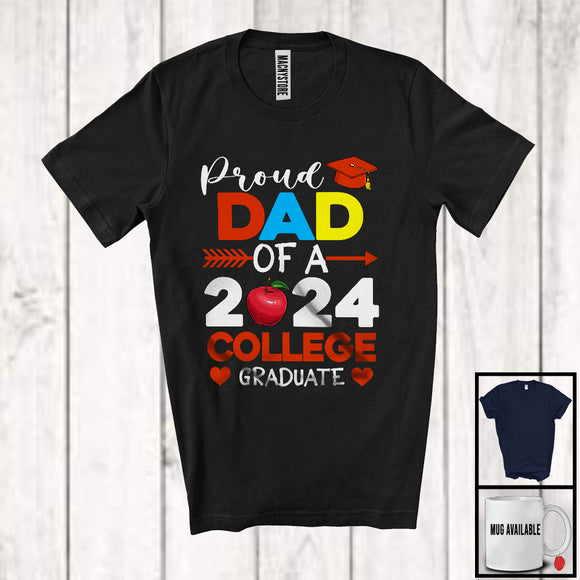MacnyStore - Proud Dad Of A 2024 College Graduate, Wonderful Father's Day Graduation, Family Group T-Shirt