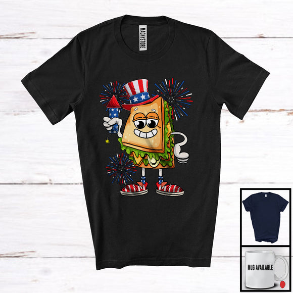 MacnyStore - Sandwich With Firecracker, Humorous 4th Of July American Flag Fireworks, Food Lover Patriotic T-Shirt