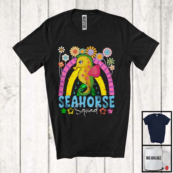 MacnyStore - Seahorse Squad, Adorable Flowers Rainbow Animal Lover, Floral Matching Women Girls Group T-Shirt