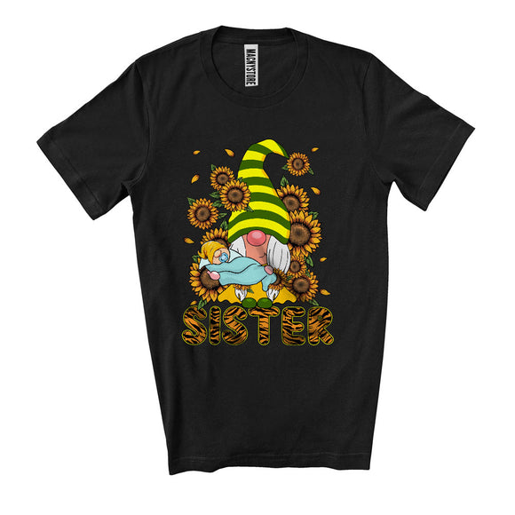 MacnyStore - Sister, Adorable Mother's Day Gnomes Holding Baby, Sunflowers Matching Family Group T-Shirt