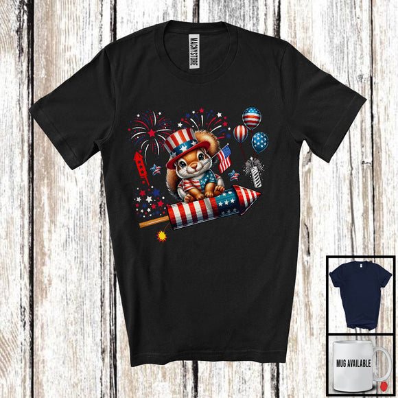 MacnyStore - Squirrel Riding Firecracker, Amazing 4th Of July American Flag Firecracker, Animal Zoo Lover T-Shirt