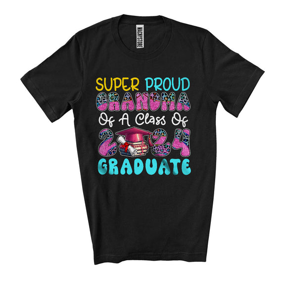 MacnyStore - Super Proud Grandma Of A Class Of 2024 Graduate, Cool Graduation Leopard, Family Group T-Shirt