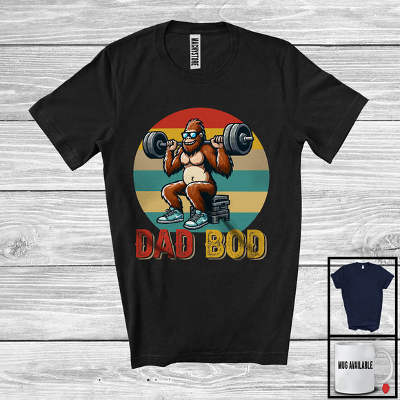 MacnyStore - Vintage Retro Dad Bod, Humorous Father's Day Proud Dad Bigfoot Weightlifting, Family Group T-Shirt