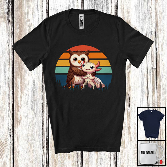 MacnyStore - Vintage Retro Owl Hugging Axolotl, Lovely Axolotl Owner Animal Lover, Zoo Keeper Group T-Shirt
