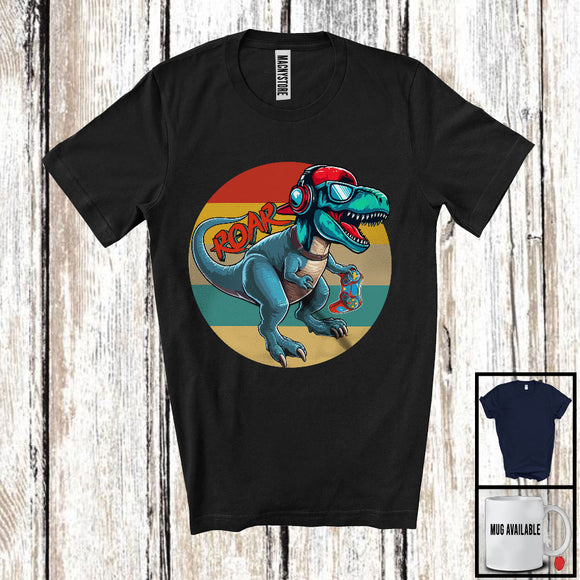 MacnyStore - Vintage Retro Roar, Adorable T-Rex Dinosaur Playing Games, Matching Gamer Gaming Lover T-Shirt