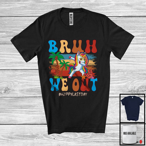 MacnyStore - We Out, Adorable Last Day Of School Summer Vacation Dabbing Unicorn, Student Teacher T-Shirt