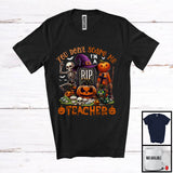 MacnyStore - You Don't Scare Me I'm A Teacher, Creepy Halloween Skeleton Pumpkin, Proud Careers T-Shirt