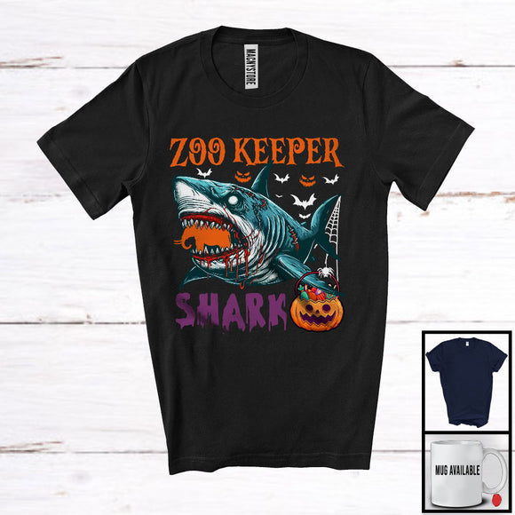 MacnyStore - Zoo Keeper Shark, Scary Halloween Costume Pumpkin Zombie Shark, Proud Careers Group T-Shirt