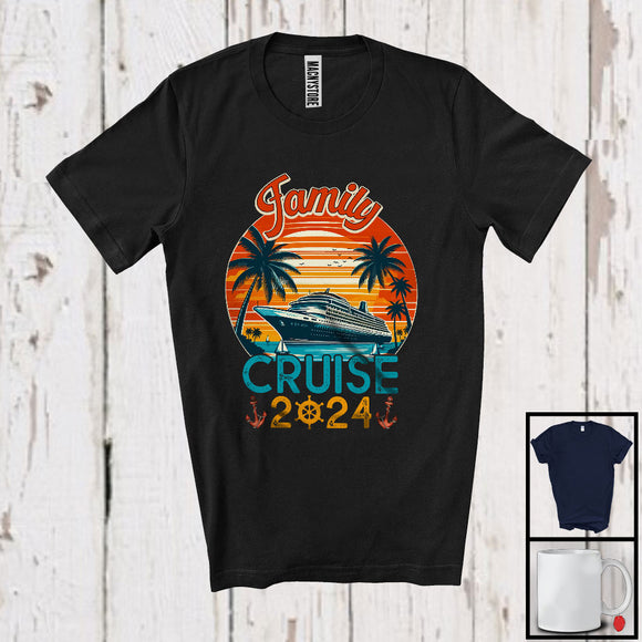 MacnyStore - Vintage Retro Family Cruise 2024, Happy Summer Vacation Cruising Cruise Ship, Family Group T-Shirt