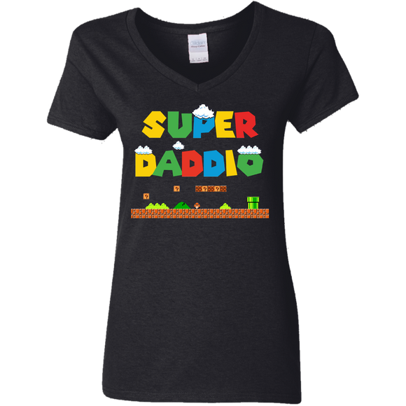 Super Daddio Funny Gamer Nerd Father's Day Ladies V-Neck T-Shirt - Macnystore