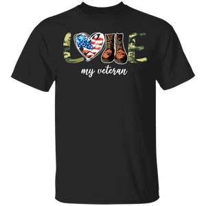 Love Veteran Cute American Flag Heart Soldier Veteran Boots Army Military Gifts T-Shirt - Macnystore