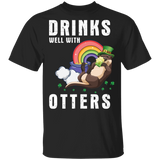 Drinks Well With Otters St Patrick's Day Drinking Gifts T-Shirt - Macnystore