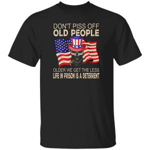 American Flag Shirt Don't Piss Off Old People The Older We Get The Less Life In Prison Cool American Flag Skull Lover Gifts T-Shirt - Macnystore
