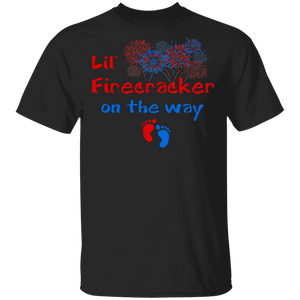 Lil' Firecracker On The Way Funny Pregnancy Announcement July 4th Independence Day Gifts T-Shirt - Macnystore