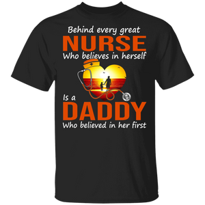 Behind Every Great Nurse Is A Daddy Sunset Heart Stethoscope Father's Day Gifts T-Shirt - Macnystore