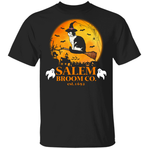 Salem Broom Co Est 1692 Black Cat Witch Halloween Gifts T-Shirt - Macnystore