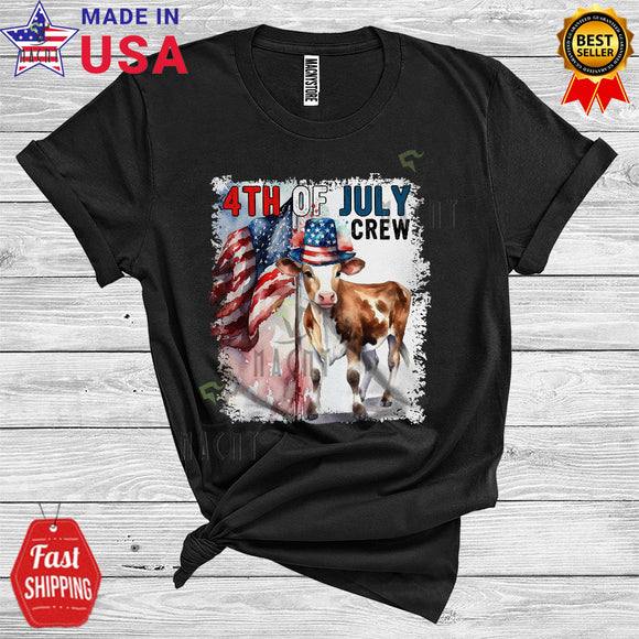 MacnyStore - 4th of July Cow WearIng Hat American Flag Cool Farm Animal Lover T-Shirt
