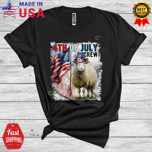 MacnyStore - 4th of July Sheep WearIng Hat American Flag Cool Farm Animal Lover T-Shirt