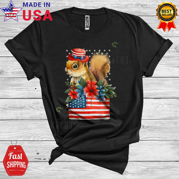 MacnyStore - 4th Of July Squirrel Wearing Hat Cute Floral Animal Lover USA Flag Patriotic T-Shirt