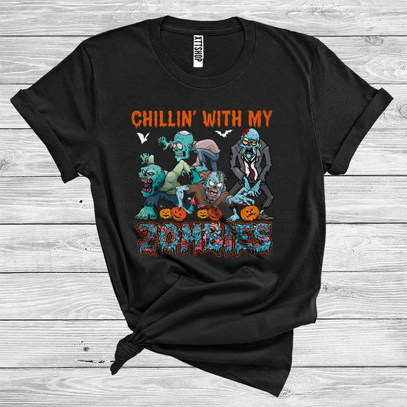 MacnyStore - Chillin With My Skeletons Cool Scary Halloween Horror Zombie Matching Group T-Shirt