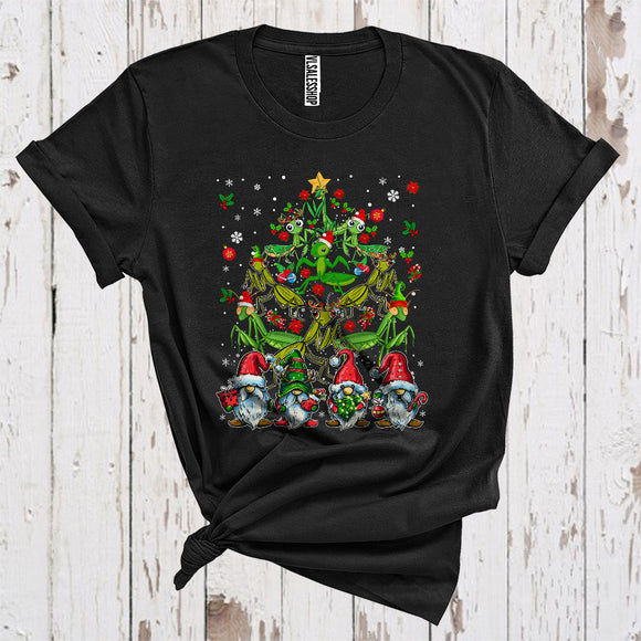 MacnyStore - Cute Mantis Christmas Tree Funny Christmas Lights Xmas Gnome Mantis Lover T-Shirt