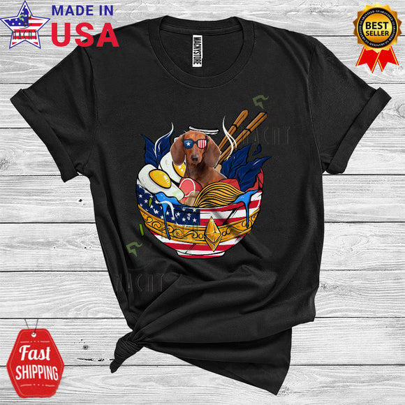 MacnyStore - Dachshund In Ramen Sunglassese Patriotic 4th of July Animal Lover USA Flag T-Shirt
