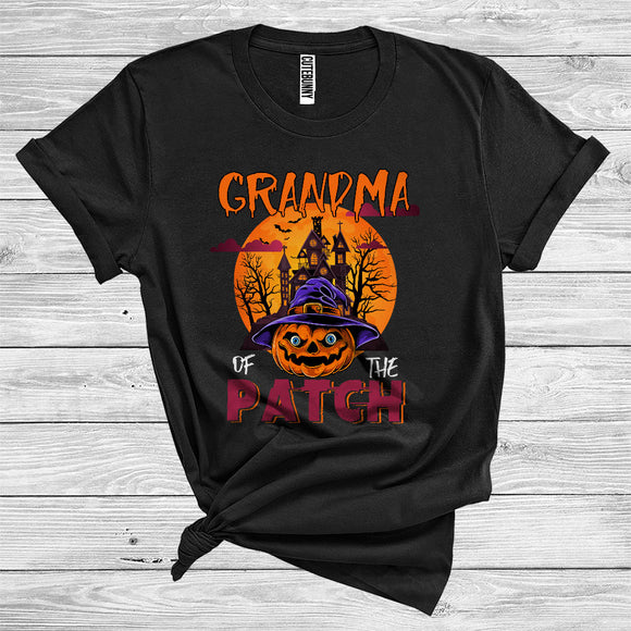 MacnyStore - Grandma Of The Patch Funny Halloween Costume Horror Witch Carved Pumpkin Family Group T-Shirt