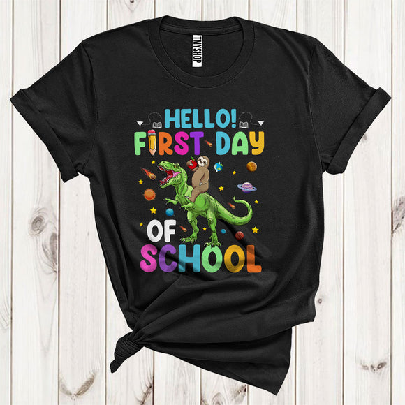 MacnyStore - Hello First Day Of School Sloth Riding T-Rex Dinosaur Cute Back To School Kids Zoo Animal Lover T-Shirt