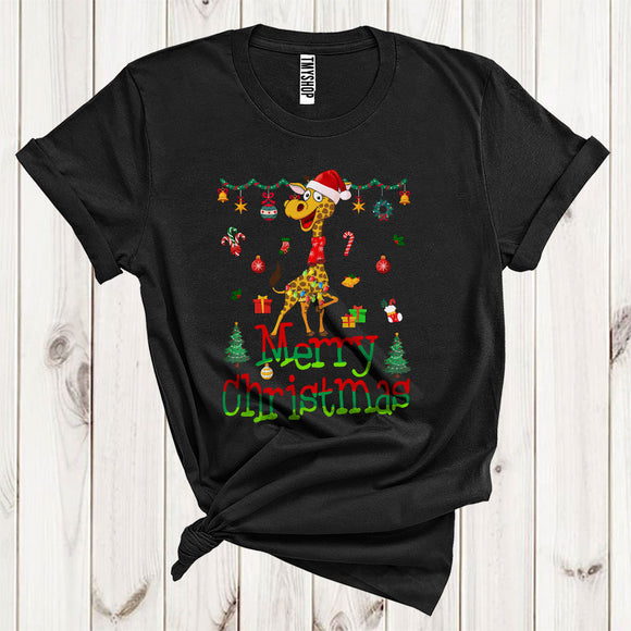 MacnyStore - Merry Christmas Cute Santa Giraffe Wearing Fall Scarf Xmas Lights Zoo Animal Lover T-Shirt